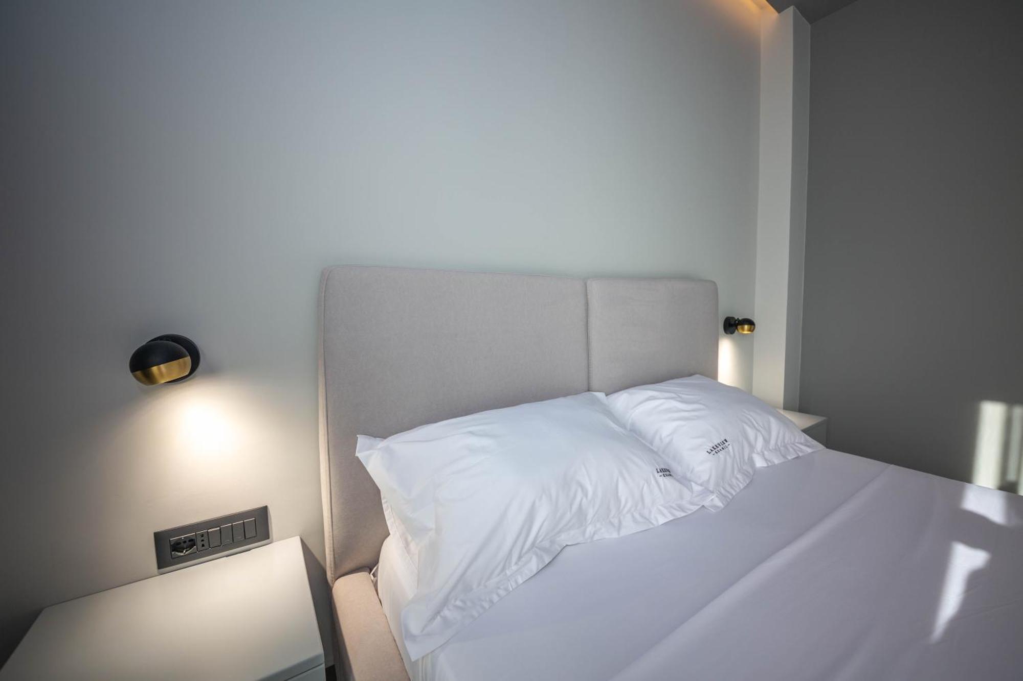 Lake View Rooms クサミル エクステリア 写真